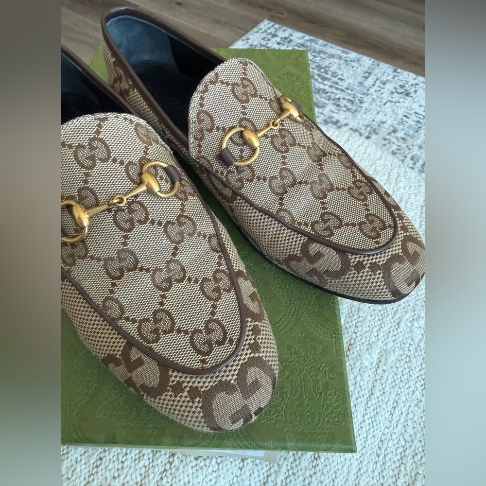 Gucci Women’s Beige/Brown GG Canvas Horsebit Loafers | Size 37.5 (US size 7-1/2) - Picture 5 of 7